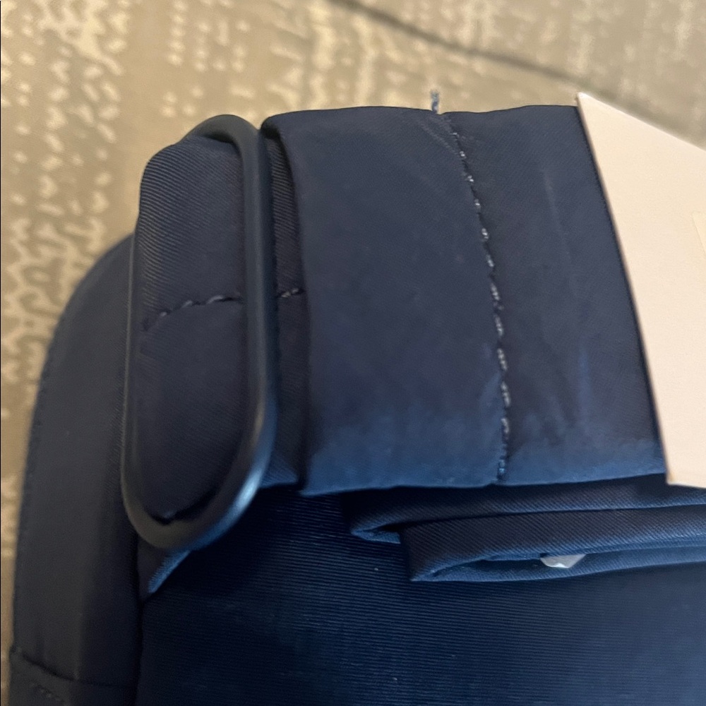Thacker Emery Nylon Belt Bag - Picture 4 of 10